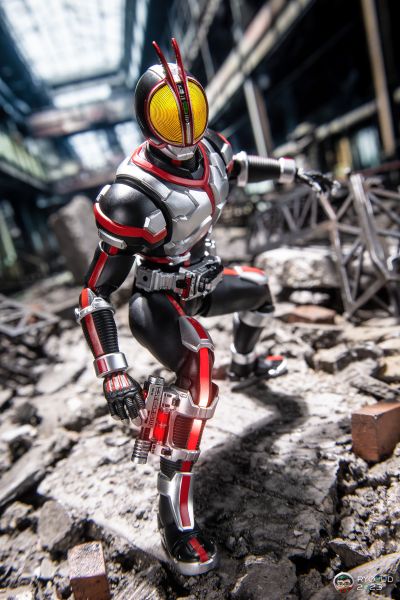 S.H.Figuarts（真骨雕制法） 假面骑士555