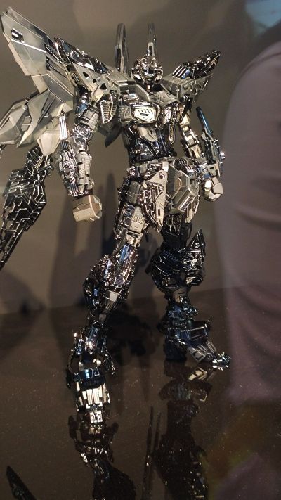 MGEX 1/100 强袭自由高达[MIDNIGHT COATING]