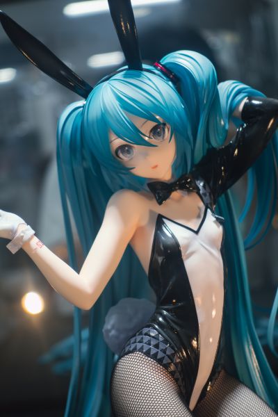 B-style 初音未来 兔女郎 三目YYB版