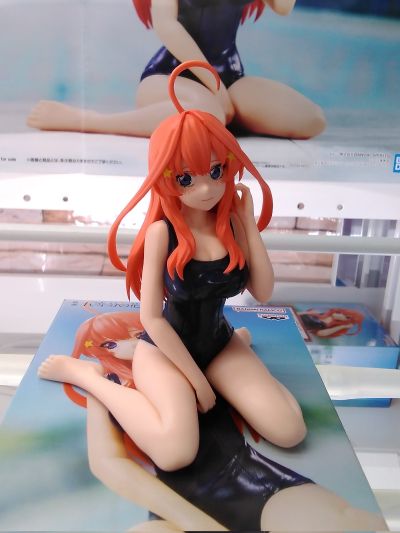 Celestial vivi 电影 五等分的新娘 中野五月 学校泳衣