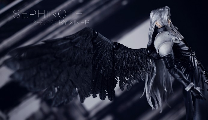 PlayArts改 最终幻想VII アドベントチルドレン 赛菲罗斯