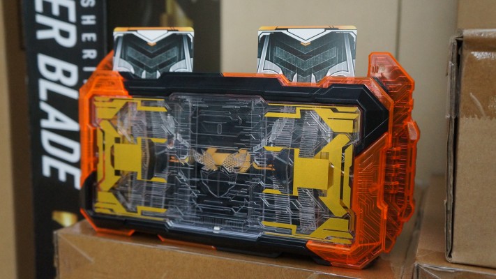 假面骑士歌查德系列 变身腰带 DX歌查德驱动器