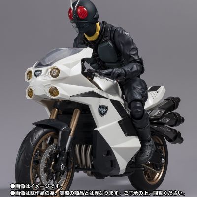 S.H.Figuarts  大量出没型变异飞蝗改造人专属旋风号（新·假面骑士）