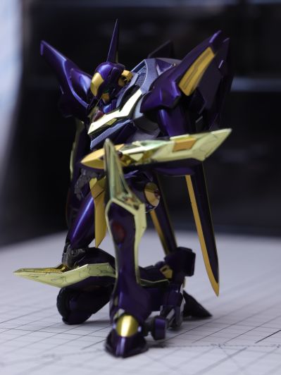 METAL ROBOT魂＜SIDE KMF＞ Code Geass 复活的鲁路修 兰斯洛特·阿尔比昂Zero