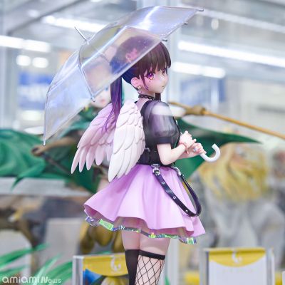 打开雨伞 收起翅膀 心羽