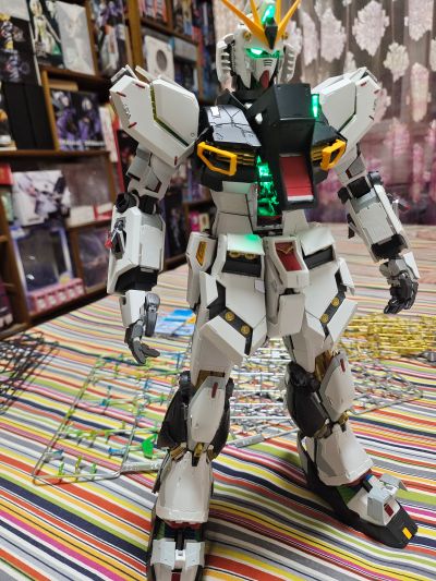 RG 1/144 RX-93ff ν高达