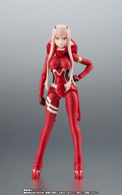 S.H.Figuarts×ROBOT魂 DARLING in the FRANXX 开播5周年纪念套装