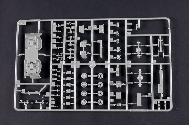编号:07441 1/35 装甲车辆系列 美国V-150型轮式装甲车20mm炮塔型