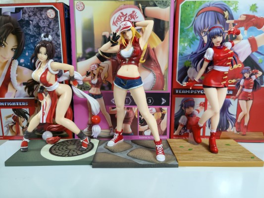 美少女雕像   SNK美少女 拳皇98 麻宫雅典娜