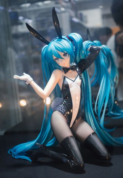 B-style 初音未来 兔女郎 三目YYB版