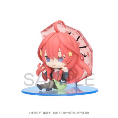 TYNY SCENE 撑伞 电影 五等分的新娘 中野五月