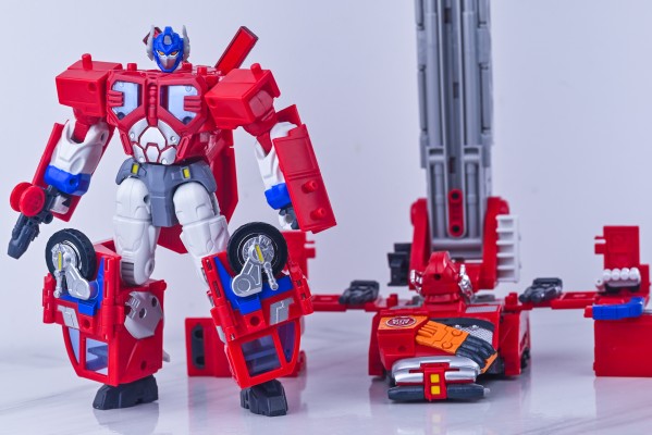 变形金刚Encore 终极擎天柱