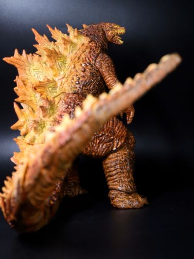 极致超值系列 哥斯拉：怪兽之王 红莲哥斯拉