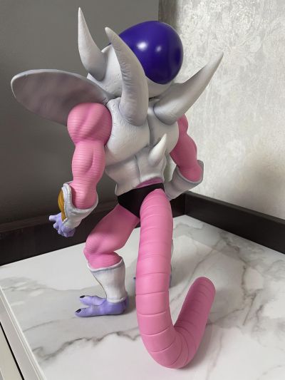 S.H.Figuarts  弗利萨 第三形态