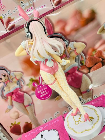 BiCute Bunnies 超级索尼子 粉色兔女郎