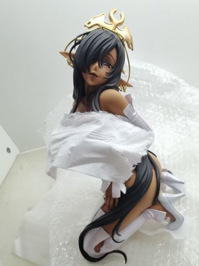 黑兽～被白浊沾污的高傲圣女～ 奥莉加・狄斯科蒂亚 婚礼白色版