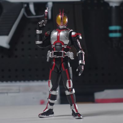 S.H.Figuarts（真骨雕制法） 假面骑士555