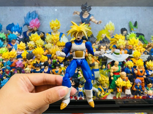 S.H.Figuarts  超级赛亚人特兰克斯-身藏超凡之力-