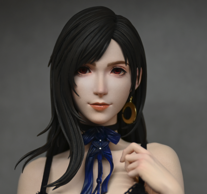 PLAY ARTS改 最终幻想7 重制版 蒂法·洛克哈特 异国风礼服