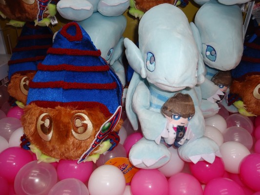 游☆戏☆王  栗子球&抱着社长的青眼白龙  毛绒玩具 门店展示转图