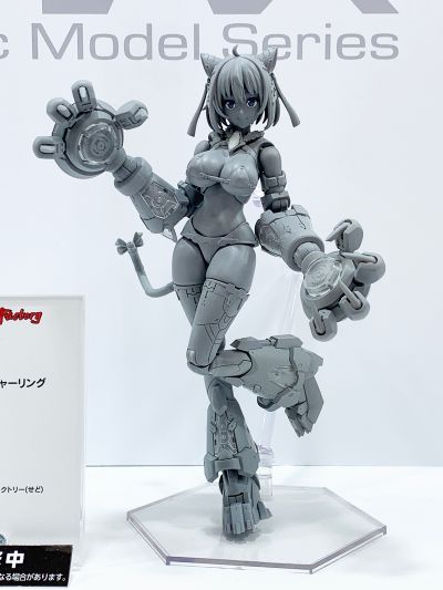 PLAMAX  BP-02 兔女郎服装计划 索菲亚· F· 希琳 老虎装甲