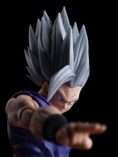 S.H.Figuarts 野兽孙悟饭