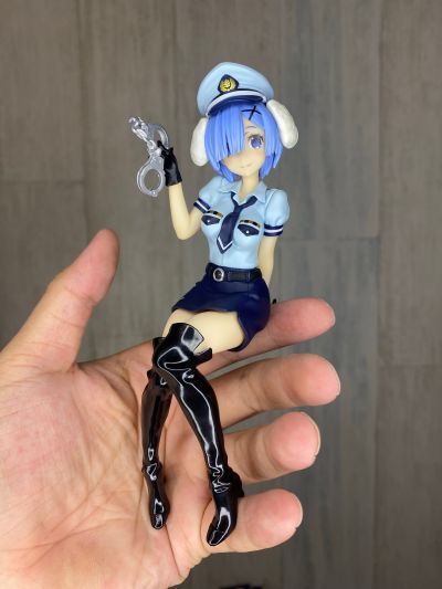 压泡面 Re：从零开始的异世界生活 雷姆 狗狗耳警官