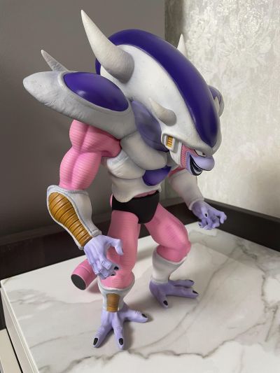 S.H.Figuarts  弗利萨 第三形态