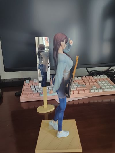 吉他妹妹 花前镜后