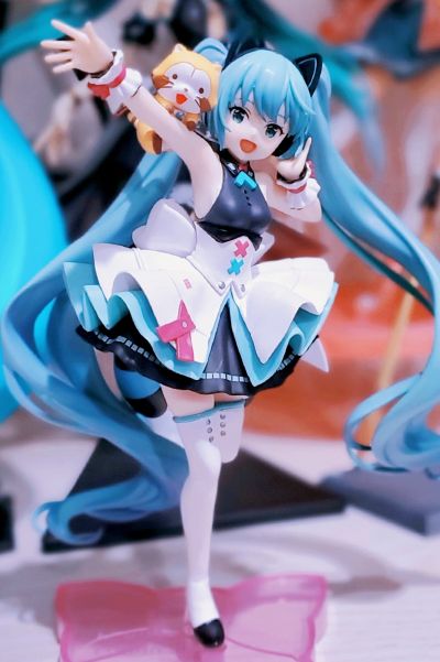 魅力无限 初音未来联名浣熊方块  -网络新纪元-