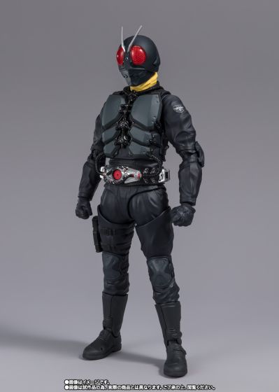 S.H.Figuarts 大量出没型变异飞蝗改造人（新·假面骑士）
