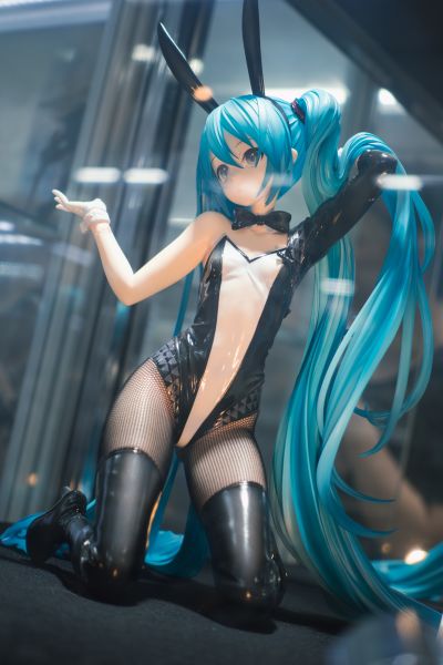 B-style 初音未来 兔女郎 三目YYB版