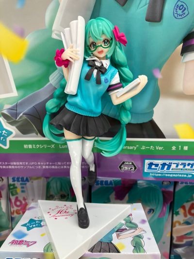 Luminasta 初音未来系列  初音未来16周年纪念款 原画师：Boota