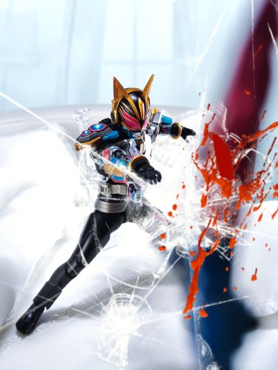 S.H.Figuarts   假面骑士娜猫 节拍形态