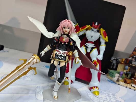 Figure-rise Standard 数码宝贝03 驯兽师之王 红莲骑士兽