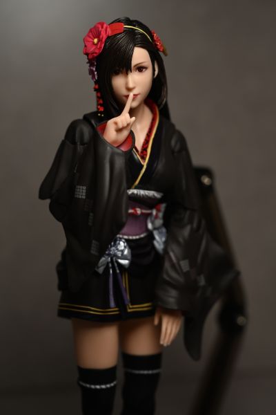 PLAY ARTS改 最终幻想7 重制版 蒂法·洛克哈特 异国风礼服