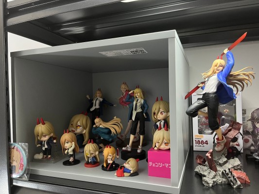 ARTFX J 链锯人 帕瓦