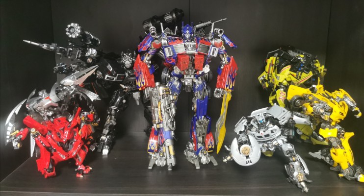 变形金刚电影大师级 MPM-11D  救护车（变形金刚3）