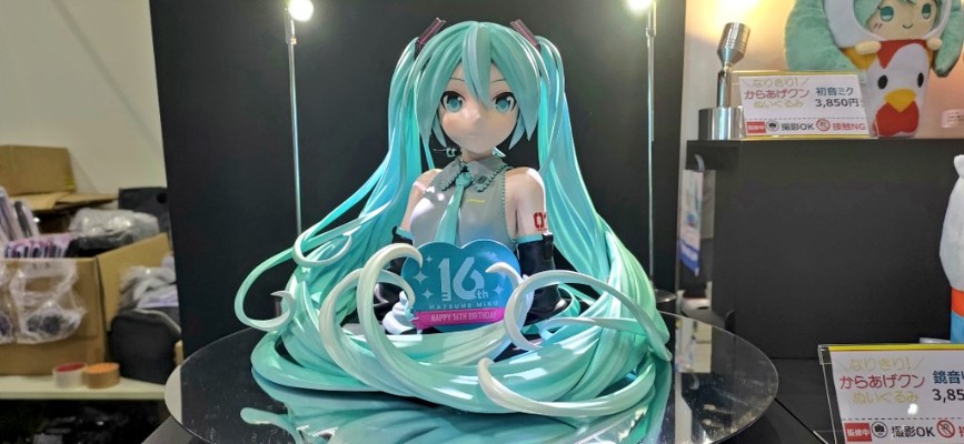 初音未来 16周年纪念 胸像