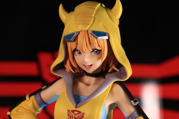 美少女雕像 变形金刚  大黄蜂