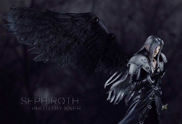 PlayArts改 最终幻想VII アドベントチルドレン 赛菲罗斯