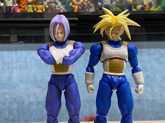 S.H.Figuarts  超级赛亚人特兰克斯-身藏超凡之力-