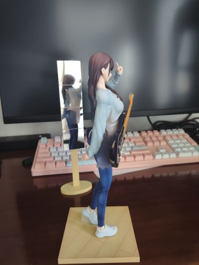 吉他妹妹 花前镜后