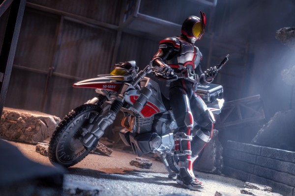 S.H.Figuarts（真骨雕制法） 假面骑士555