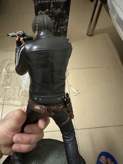 ARTFX 生化危机 复仇 里昂・史考特・肯尼迪 新包装