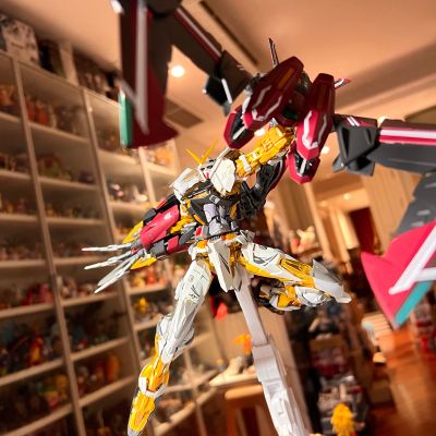 METAL BUILD 机动战士高达SEED DESTINY ASTRAY 神兵型强袭装备（新生强袭版）