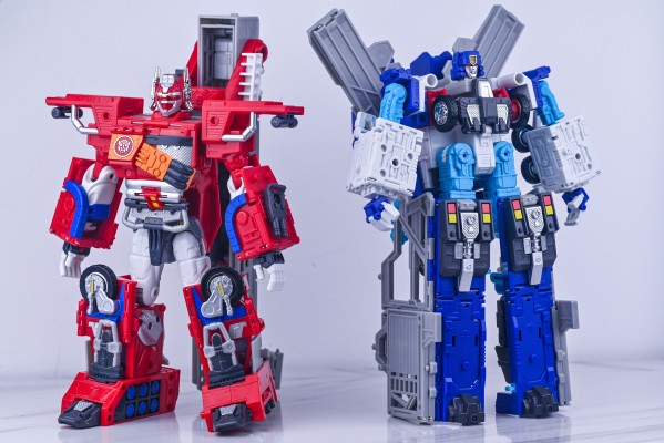 变形金刚Encore 终极擎天柱