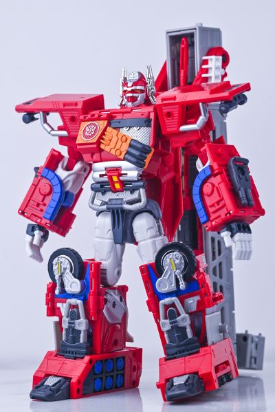 变形金刚Encore 终极擎天柱