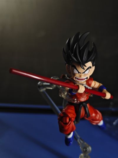 S.H.Figuarts 龙珠系列 孙悟空-纯真的挑战者-