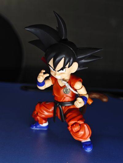 S.H.Figuarts 龙珠系列 孙悟空-纯真的挑战者-